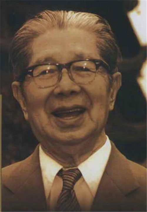 因为常书鸿忙起来总是连家都顾不上回,赵忠清有时