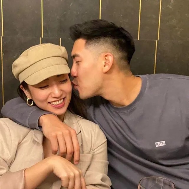 毛加恩晒医院照片报平安妻子胎盘已经稳定等待宝宝的降临