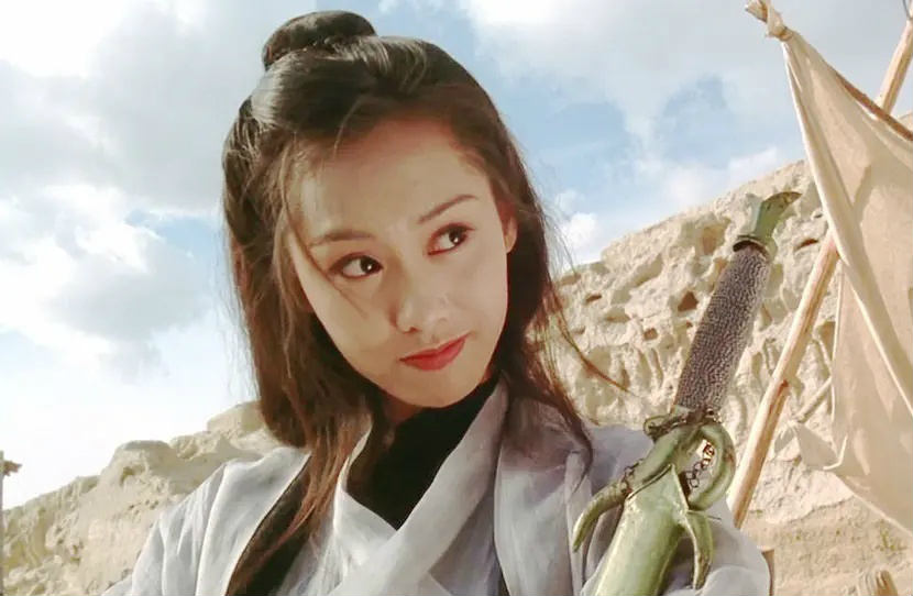 鞠婧祎红衣白衫cos紫霞仙子,连铃铛手链都还原,却差了这点?