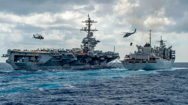 "预警机,西科斯基mh-60s,mh-60r"海鹰"直升机和格鲁曼公司的c-2运输机