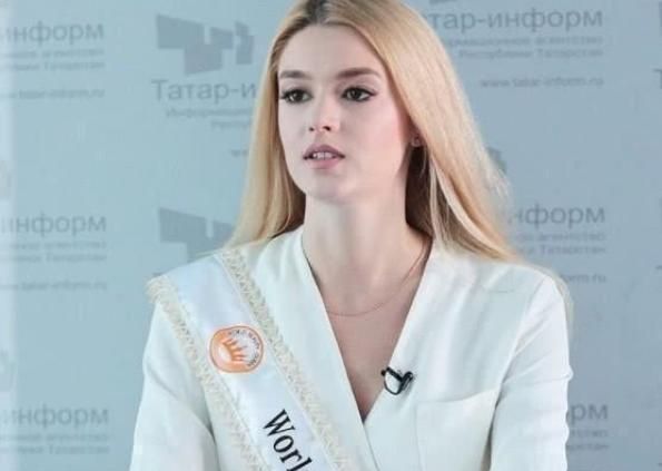 美的排球女神,在她的职业生涯中没有名字|艾丽莎|排球|女神_新浪新闻