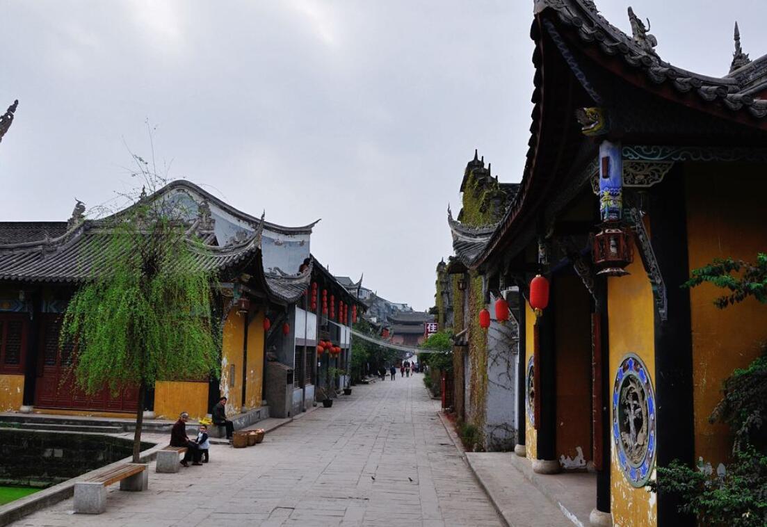 重庆渝北耗资5000万开发的龙兴古镇,成重庆两江文化产业的新地标