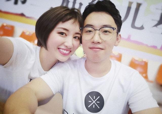 28岁体操女神周捷近照曝光嫁给邹凯生一子产后身材依旧完美