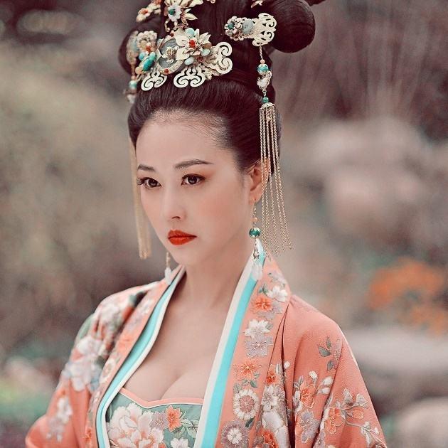 周海媚|红斑狼疮|周芷若_新浪新闻