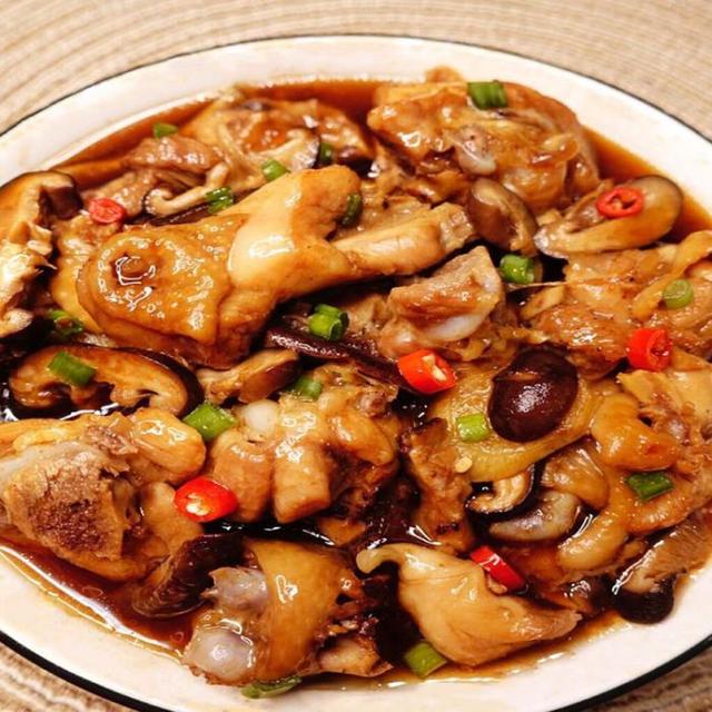 滑嫩多汁的香菇滑鸡9215无敌简单鸡肉软嫩不柴