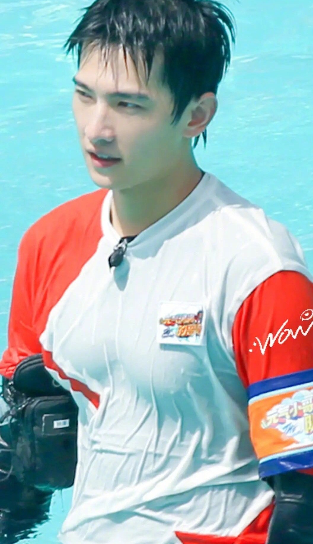 被《元气满满的哥哥》里的杨洋撩到了,这胸肌是真实的吗?