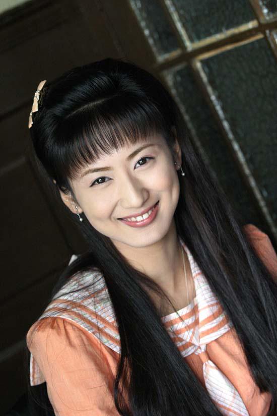 郭珍霓近况,演《哑巴新娘》进入演艺圈,天生妩媚与美丽并存