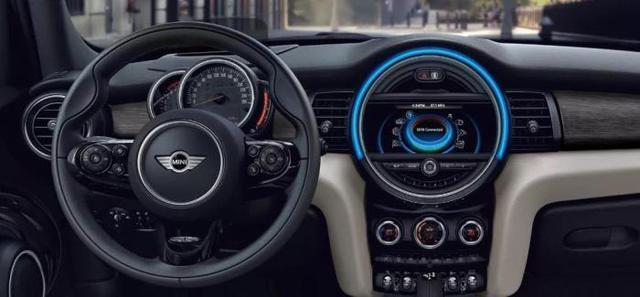 2020款MINI COOPER 共推出14个版本，价格区间在22.98-31.58万