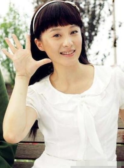 她演可云一夜而红,和老公认识6天就定终身,如今却事业平平