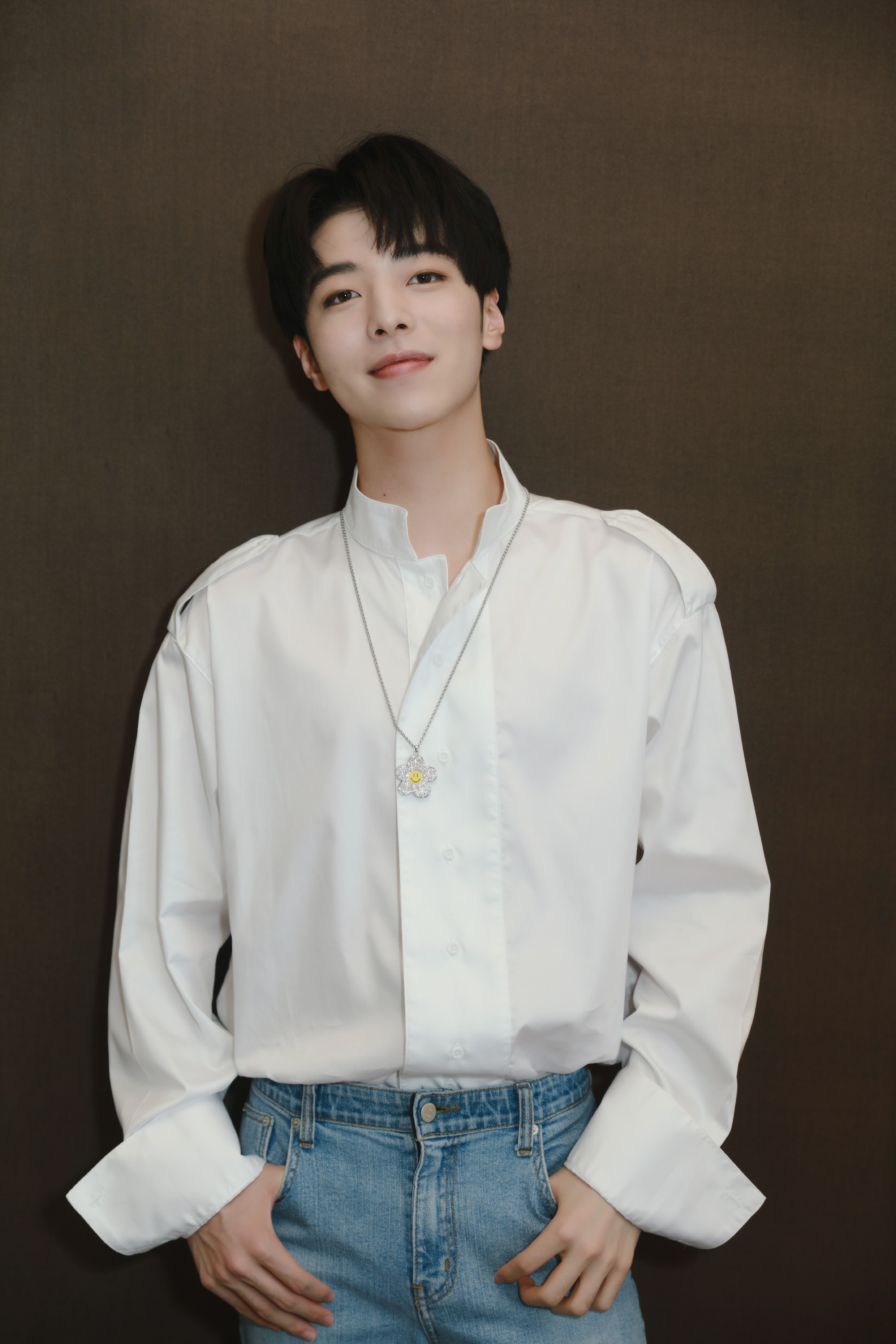 邓泽鸣化身"乘风少年" 闪耀盛夏之夜