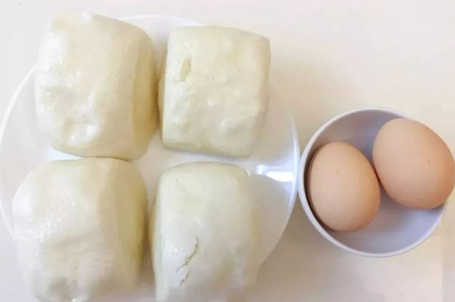 大叔教你鸡蛋煎馒头,香酥味美,简单易学,非常好吃