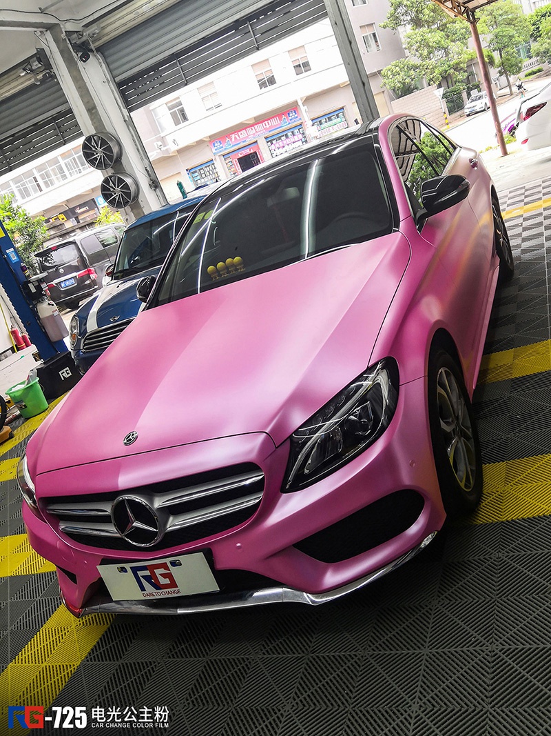奔驰c200车身改色电光公主粉rg瑞集改色膜福建泉州加盟店出品