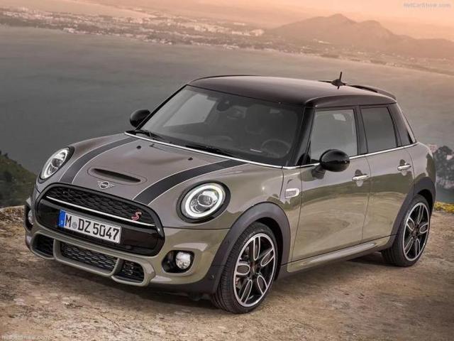 2020款MINI COOPER 共推出14个版本，价格区间在22.98-31.58万