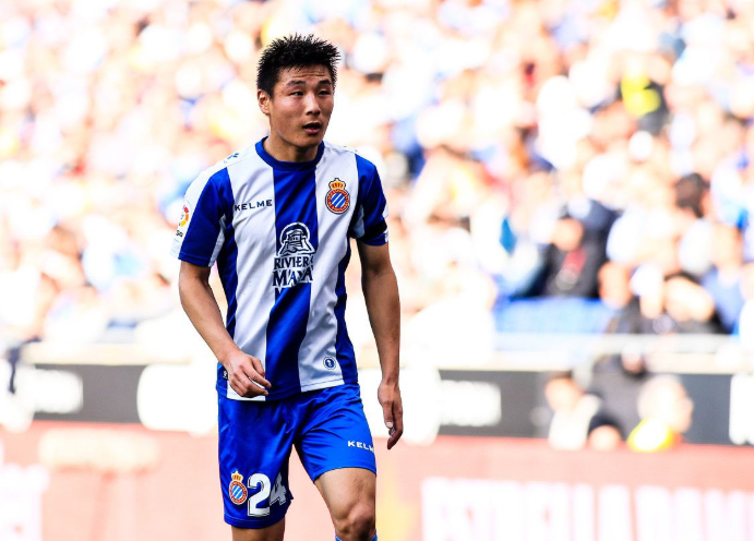 徐阳直言中国足球要向女排学习,支持国足归化伊沃,点名表扬2人