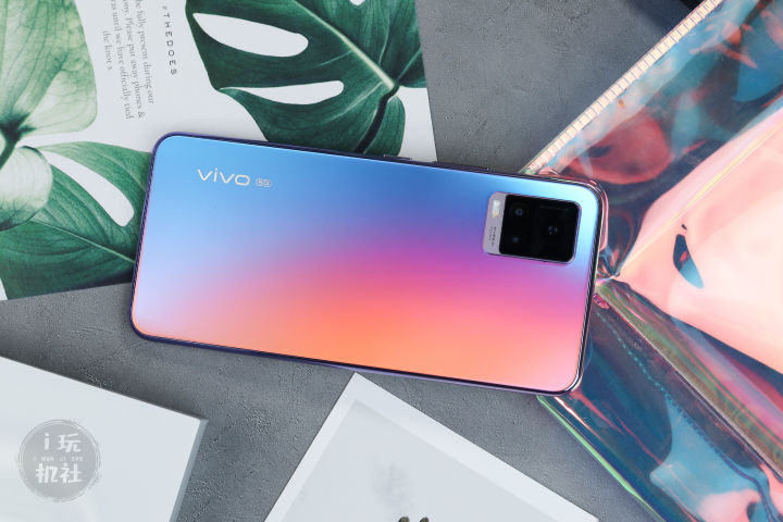 成功"减肥"的轻薄自拍旗舰,vivo s7正式发布