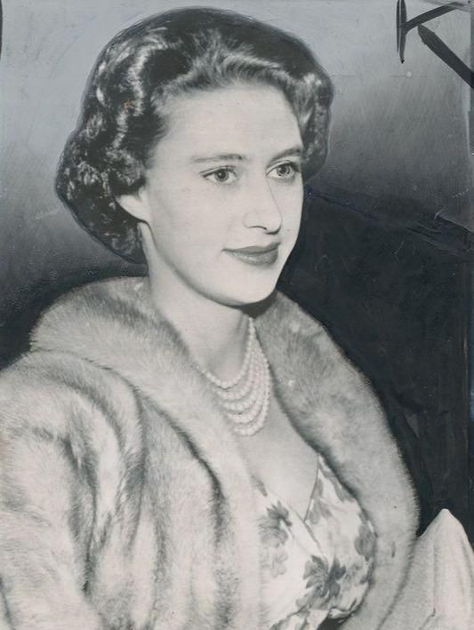 玛格丽特公主比英女王还要美艳三分她是贵族社交圈最耀眼的明星