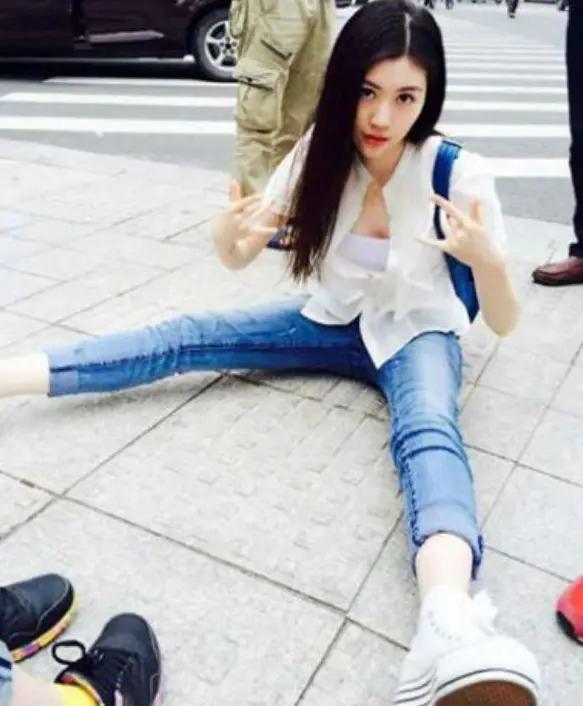 张妍|童星|暖春_新浪新闻