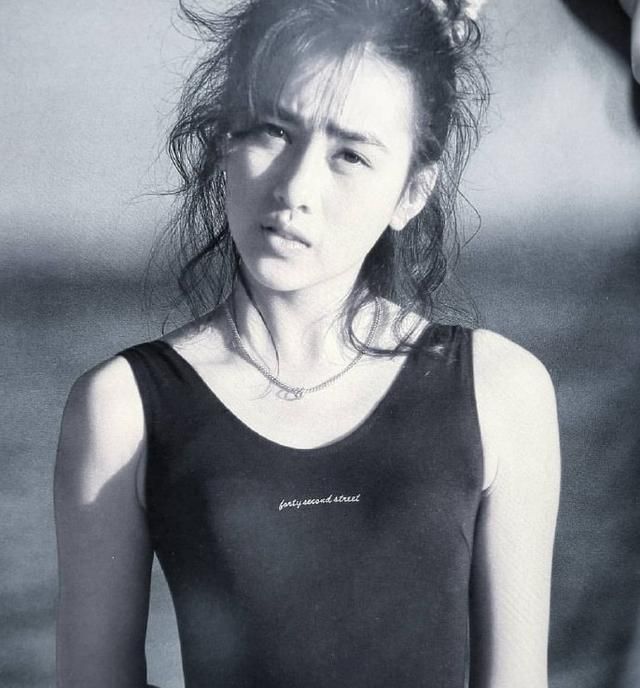 工藤静香"毁容式"变老?看了她年轻时候才知道什么是神仙颜值!