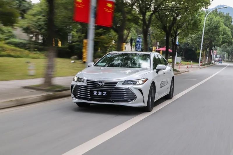 没想到吧，第二款国产AMG是台七座车