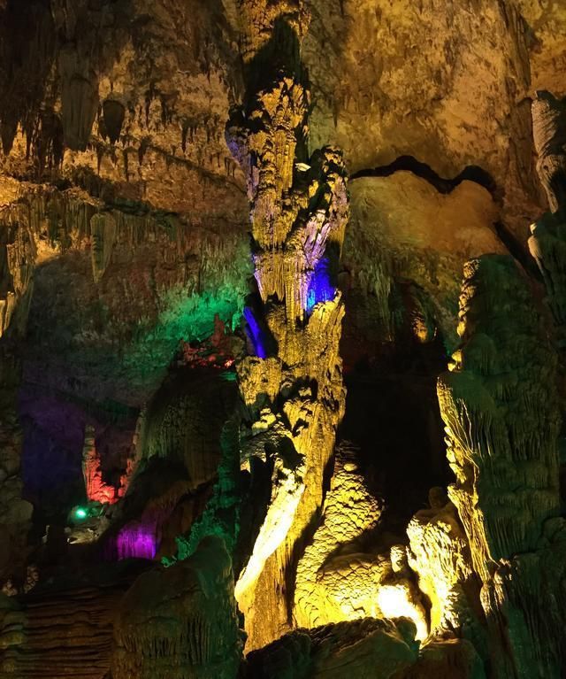 安顺最冷清的景点,迎面一股凉气,洞内景观很奇特|神龙|贵州|神龙洞