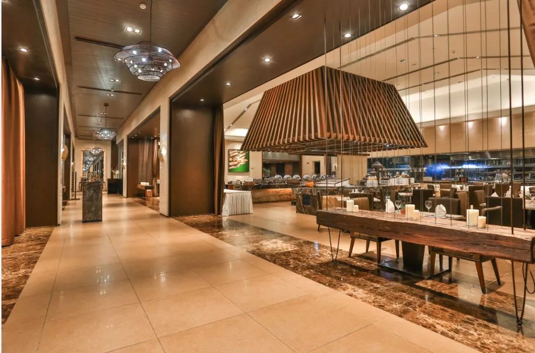 海口观澜湖度假酒店五星级酒店自助餐厅在海口值得一去的今天就为大家