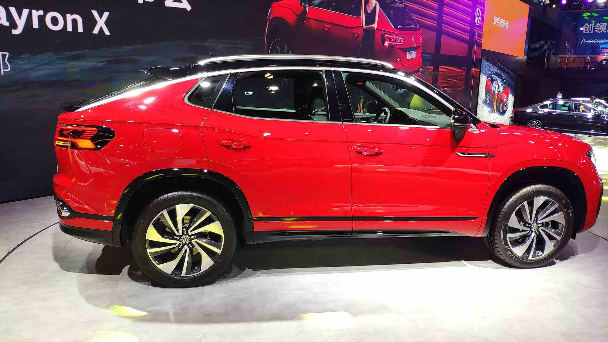 2020年成都车展:一汽-大众探岳x