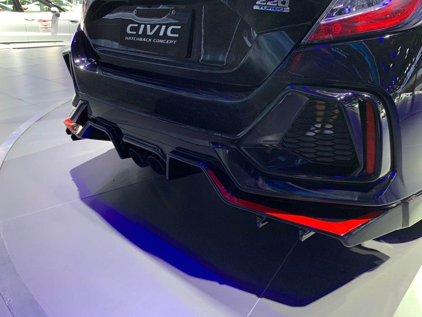 思域hatchback购车手册:首推潮酷控版本!