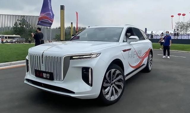 敢为天下先｜国内首款纯电大型SUV，红旗E-HS9实车曝光