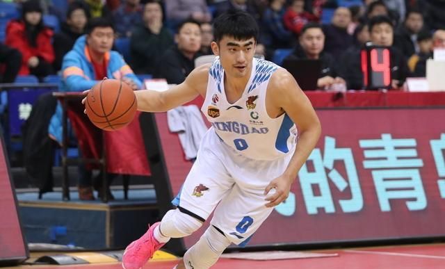 上赛季场均8 3侧翼正式离队,今夏去向扑朔迷离|cba|马布里|广东宏远