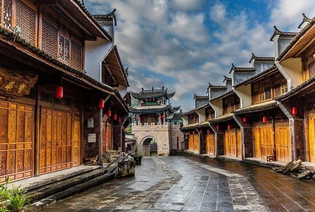 云南这座百年古镇风景优美建筑古朴被誉为决胜小苏杭