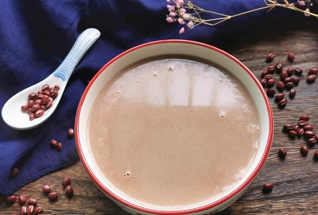 早餐别喝牛奶了用红豆煮碗豆浆味道香浓营养高女人要多喝
