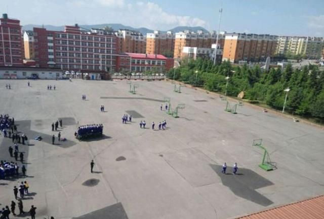 你没有在通钢一中所以你不知道通钢一中是一座怎样的学校