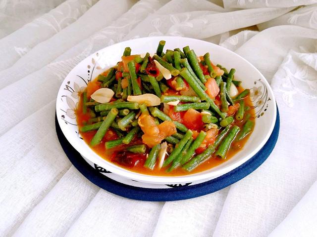 家常美味的西红柿烧豆角营养好吃超下饭不懂吃可惜了
