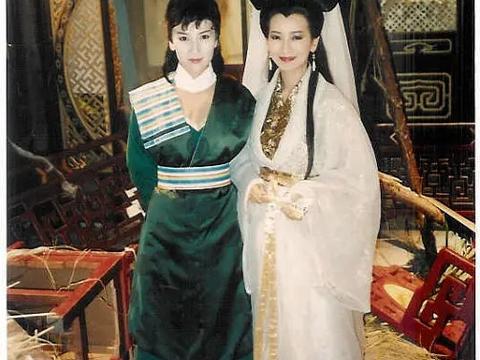 《新白娘子传奇》:小青女扮男装的剧照阳刚气十足,帅到没朋友