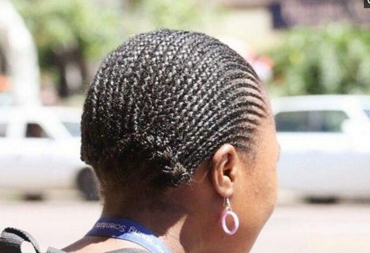 非洲人女人花大量的时间弄奇葩的发型,竟然只为不洗头|发型|辫子|头发