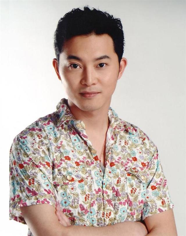 从军艺校草到油腻大叔,如今半年狂录九档综艺,沙溢不想演戏了吗