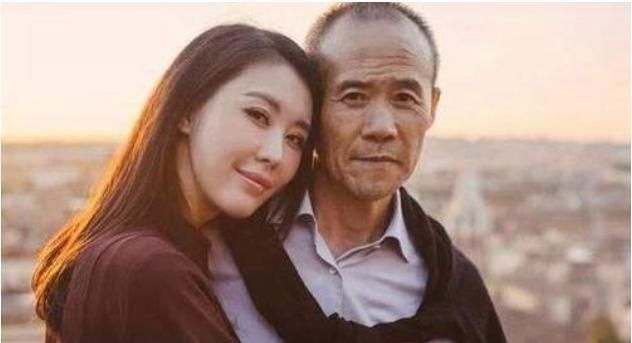 王石前妻王江穗：8年前婚变，前夫娶了小30岁田朴珺，如今怎样了
