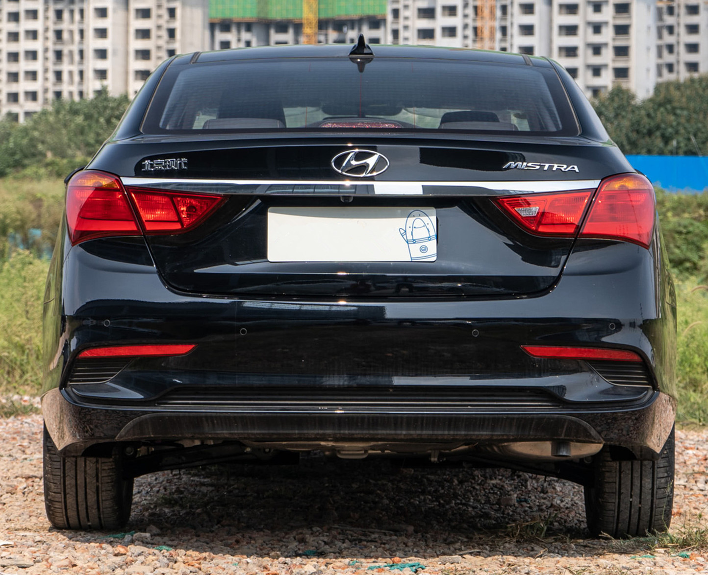 在动力方面,现代名图搭载的是1.8l与1.