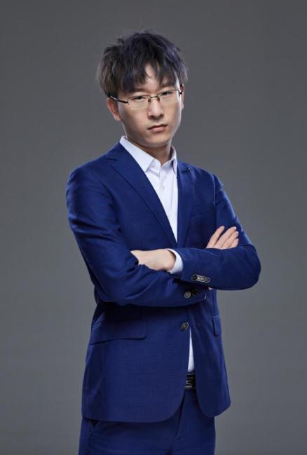 作为qg的分析师,转型成为教练的kear,是真的有很多夺冠的秘诀在手!