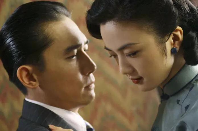 露骨的《花样年华》该怎么拍?