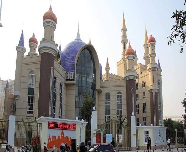 从小上贵族幼儿园,受最好的教育,这些优质孩子后来怎么样了?