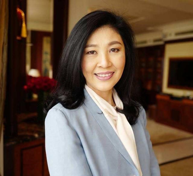 都是令人印象深刻的,泰国的人民都非常爱戴这位女总统,觉得她不仅美丽