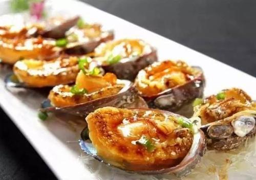 扒原壳鲍鱼:肉质细嫩,味道鲜美