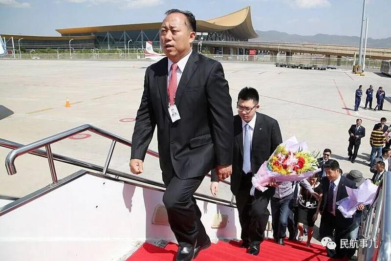 景成集团董事长董勒成瑞丽航空公司于2013年5月获民航局批准筹建,并于