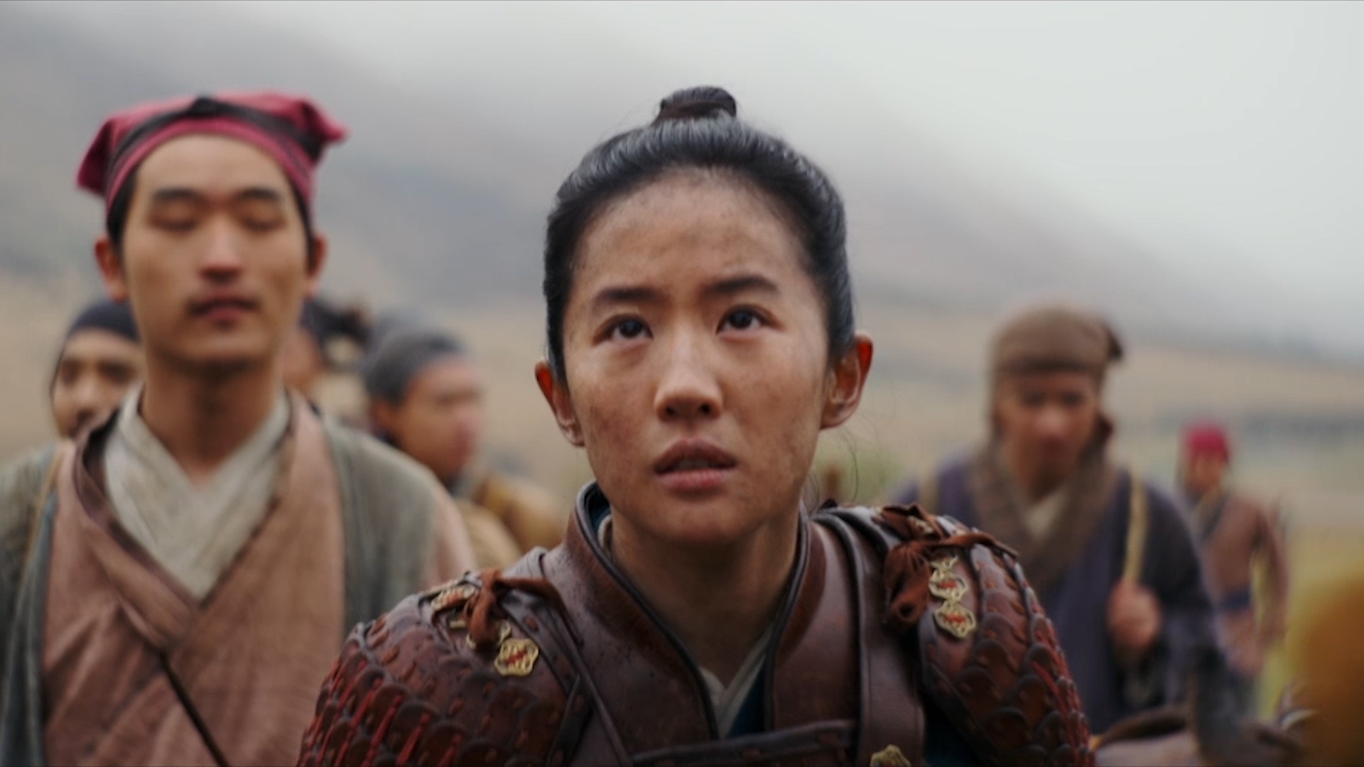 这部电影改编自中国民间乐府诗《木兰辞》,讲述了花木兰替父从军并