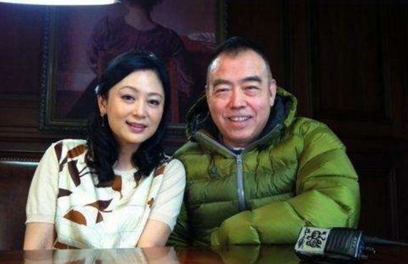 她挺着大肚子抢走倪萍老公讥讽其人老珠黄如今她也身材走样