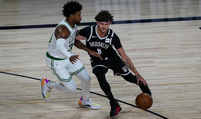 布朗21 4绿军大胜篮网