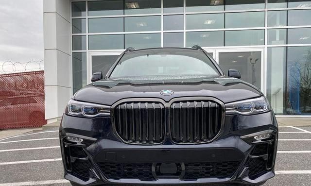 宝马比梅赛德斯gls580更喜欢哪款车型?