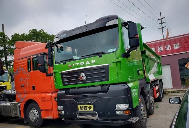 汕德卡g7平地板渣土车技术详解