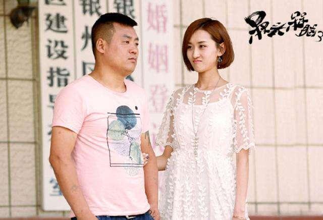 唐艺兮在乡村爱情中饰演一名教师穿着土气却掩盖不住超高的颜值
